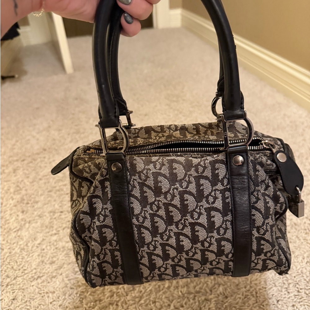 Christian Dior Monogram Handbag - Picture 14 of 16